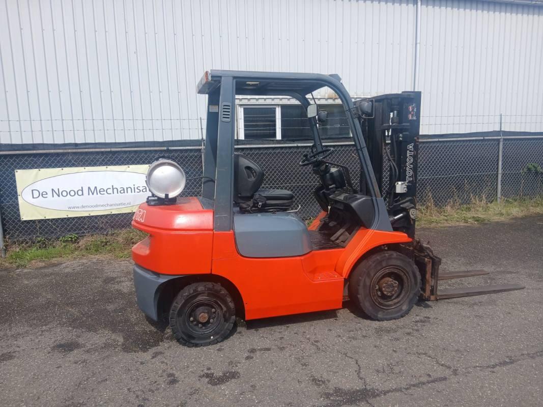 Toyota 2.5 ton LPG