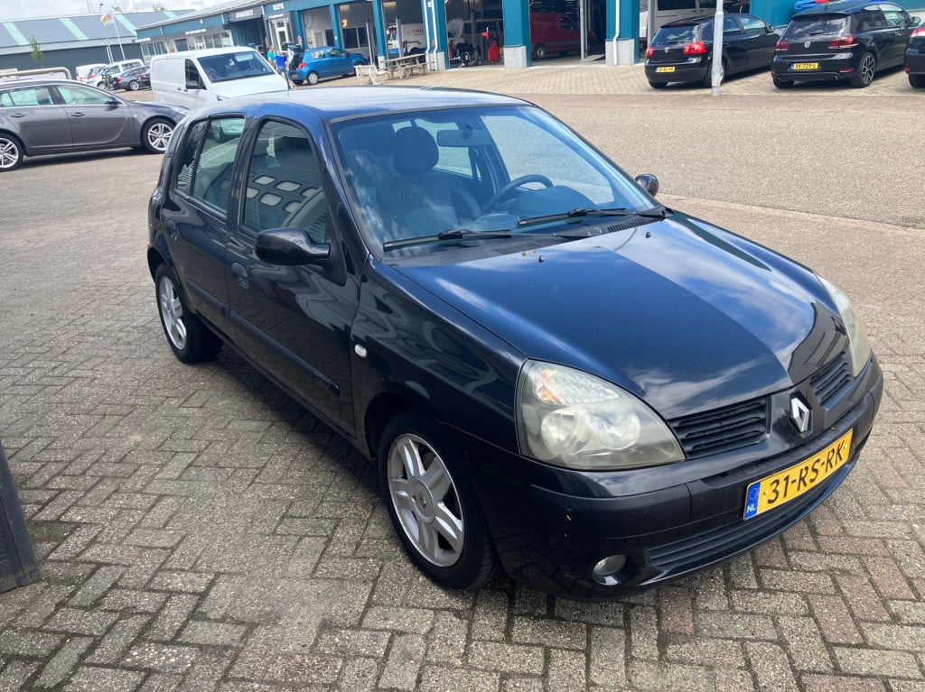 Renault Clio 1.2-16v excitement