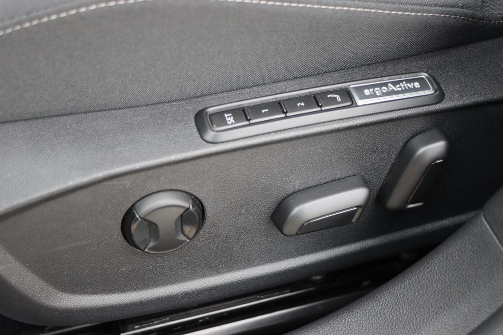 Volkswagen Golf 1.4 ehybrid style 204pk dsg6 | iq.light | memory | stoel- e