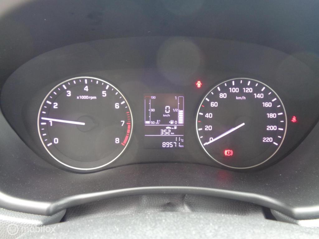 Hyundai I 20 1.0 t-gdi comfort/airco/camera/pdc/1st eig/lm velgen/slechts 8