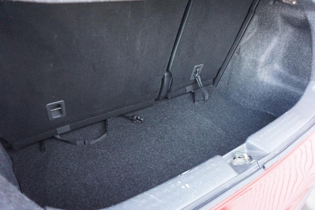 Suzuki Swift 1.5 exclusive airco / elektr. ramen / lm velgen / nap