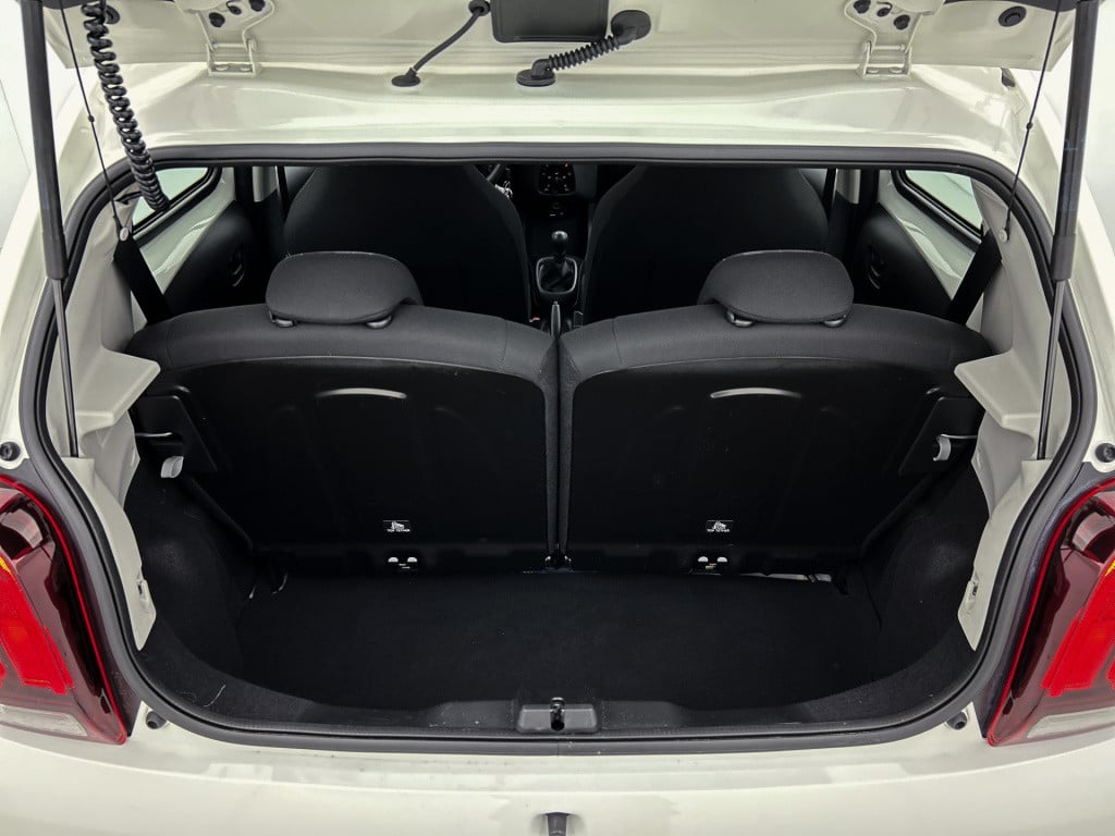 Peugeot 108 vti 72pk active | rijklaar | 5-deurs | airco | bluetooth |