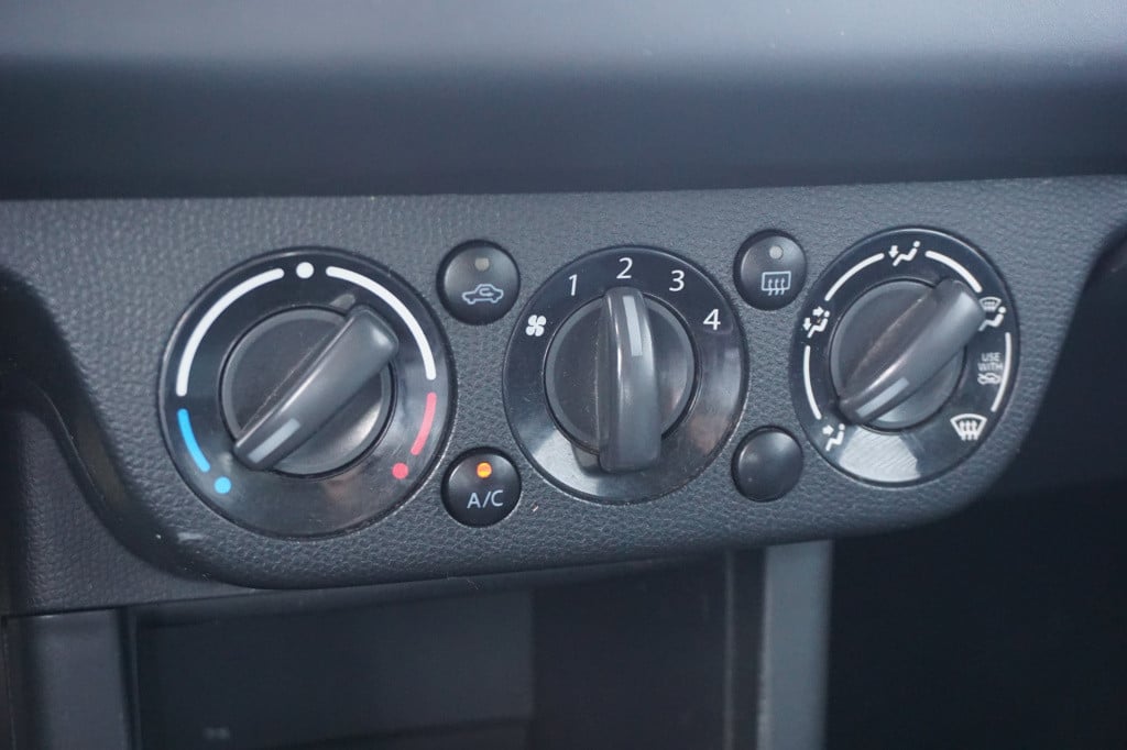 Suzuki Swift 1.5 comfort airco / elektr. ramen / stoelverwarming / lm velge