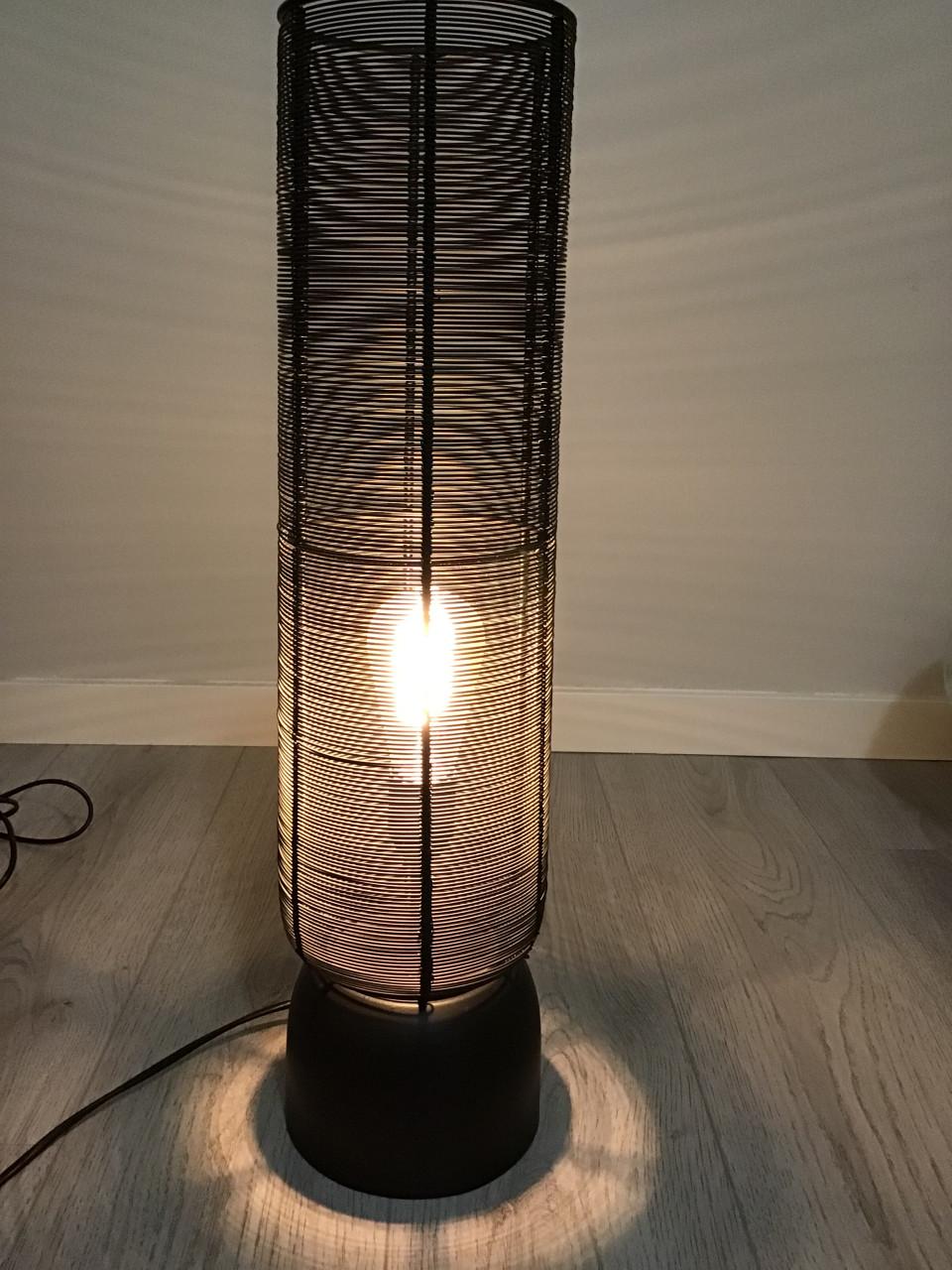 3 zwarte metalen lampen 60 cm hoog, E27 fitting