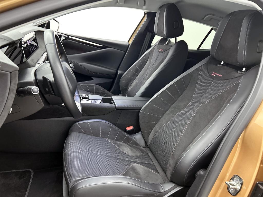 Ds Ds 4 e-tense performance line+ | rijklaar | afn. trekhaak |