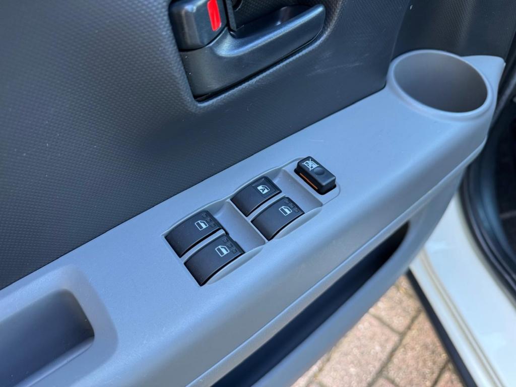 Daihatsu Sirion 2 1.0-12v slim