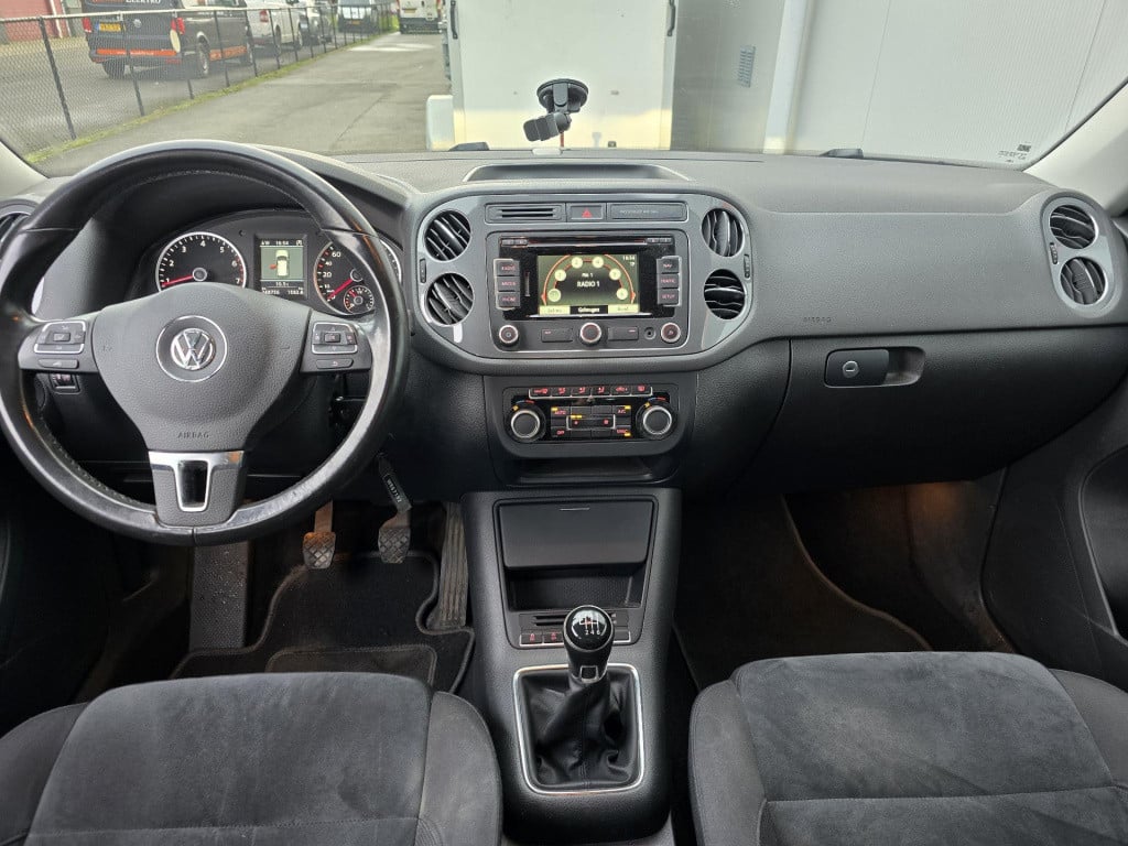 Volkswagen Tiguan 1.4 tsi sport&style