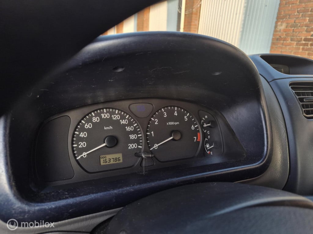 Suzuki Wagon R 1.3 special nieuwe apk / bluetooth radio