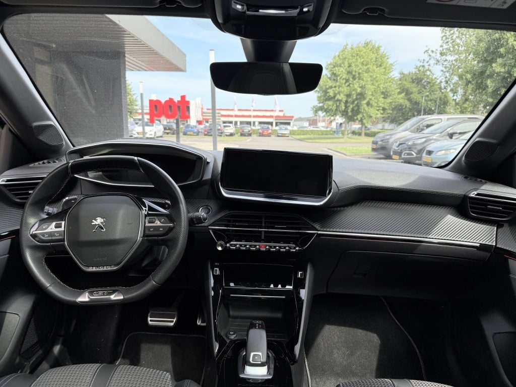 Peugeot 208 1.2 puretech gt // automaat // panoramadak //