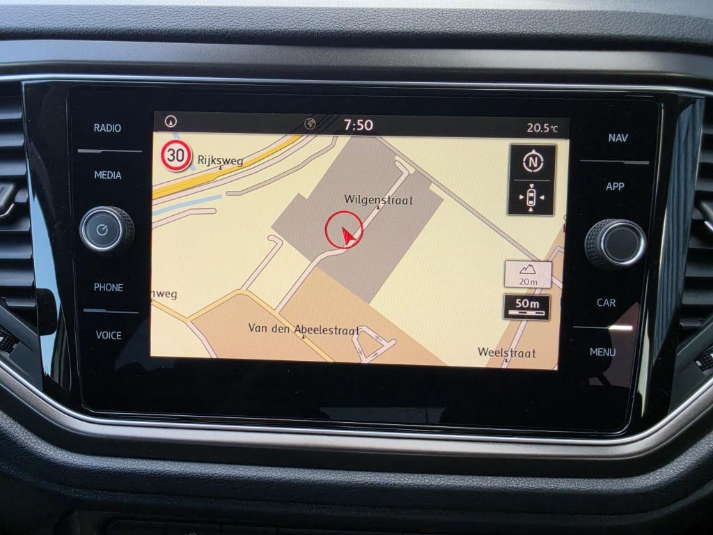 Volkswagen T-roc 1.0 tsi style | adaptieve cruise control | parkeersensoren