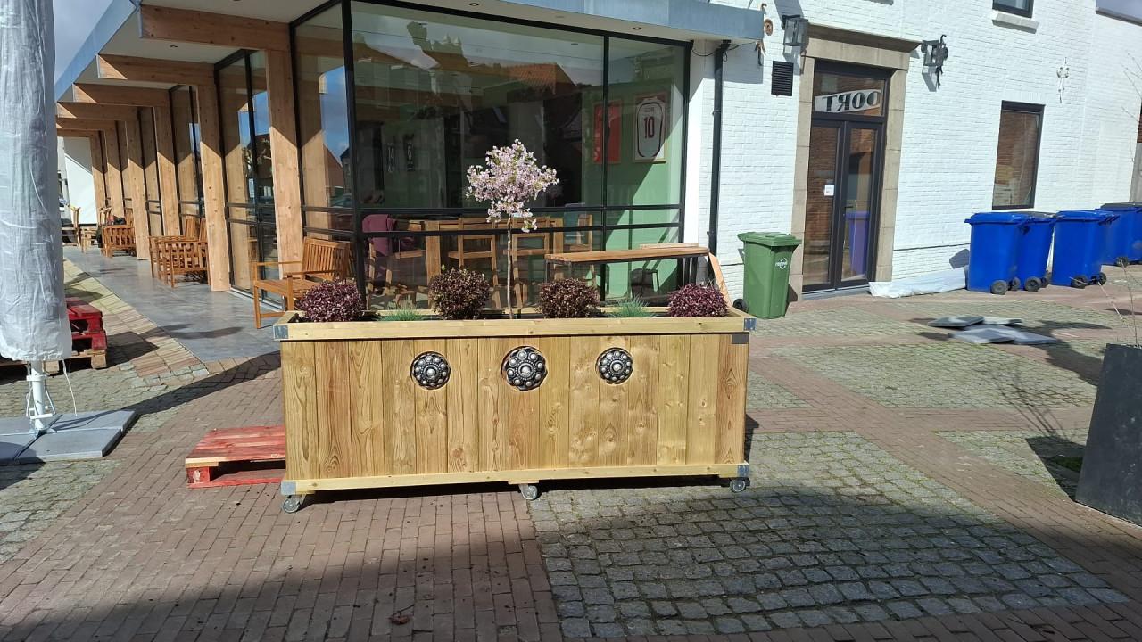Zeeuwse knop bloembakken projecten ter inspiraties L200 x B35 x H85