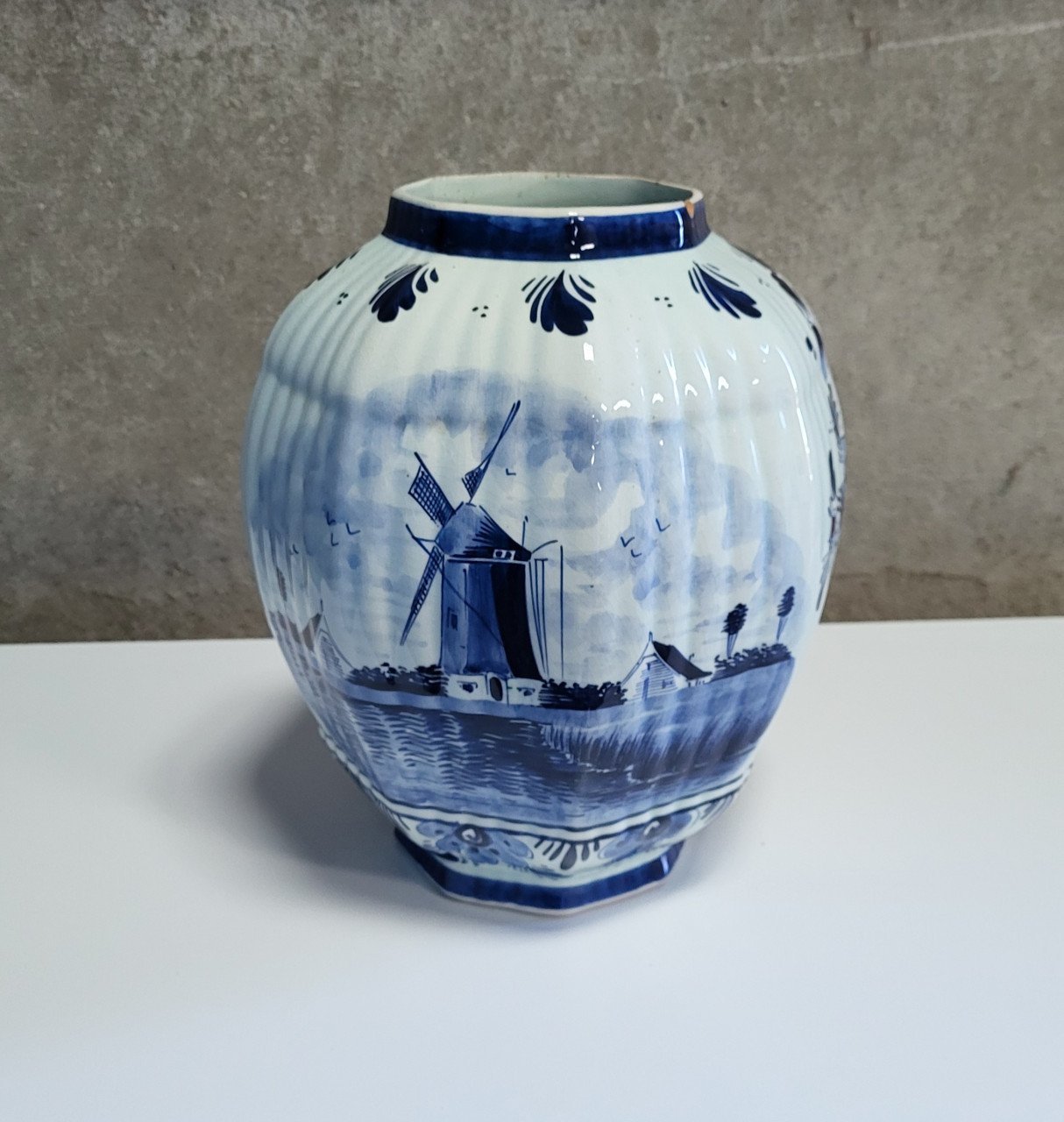 Handgeschilderde Delfts Blauwe antieke vaas / pot