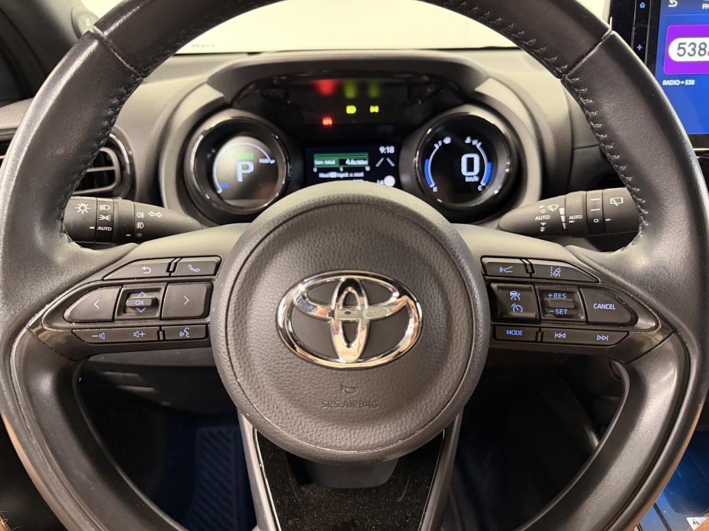 Toyota Yaris 1.5 hyb. executive| jbl| hud| pdc| adap.cruise| bsm| camera