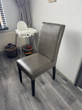 Gratis afhalen: 6 eetkamerstoelen