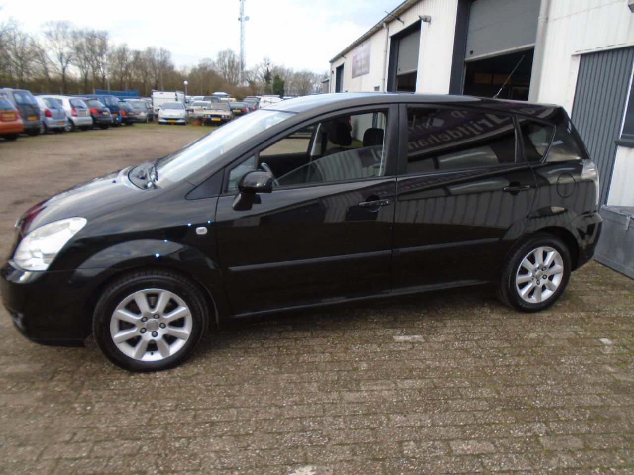 Toyota Corolla Verso 1.6VVTi 5 persoons