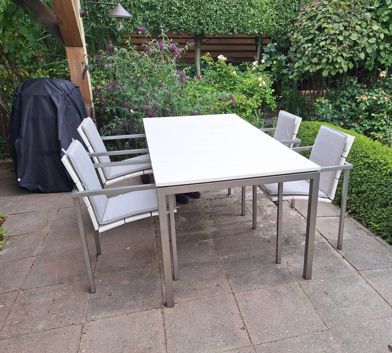 TOP DESIGN tuinset van Tribu