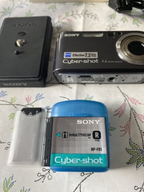 Sony DSC-P200 set