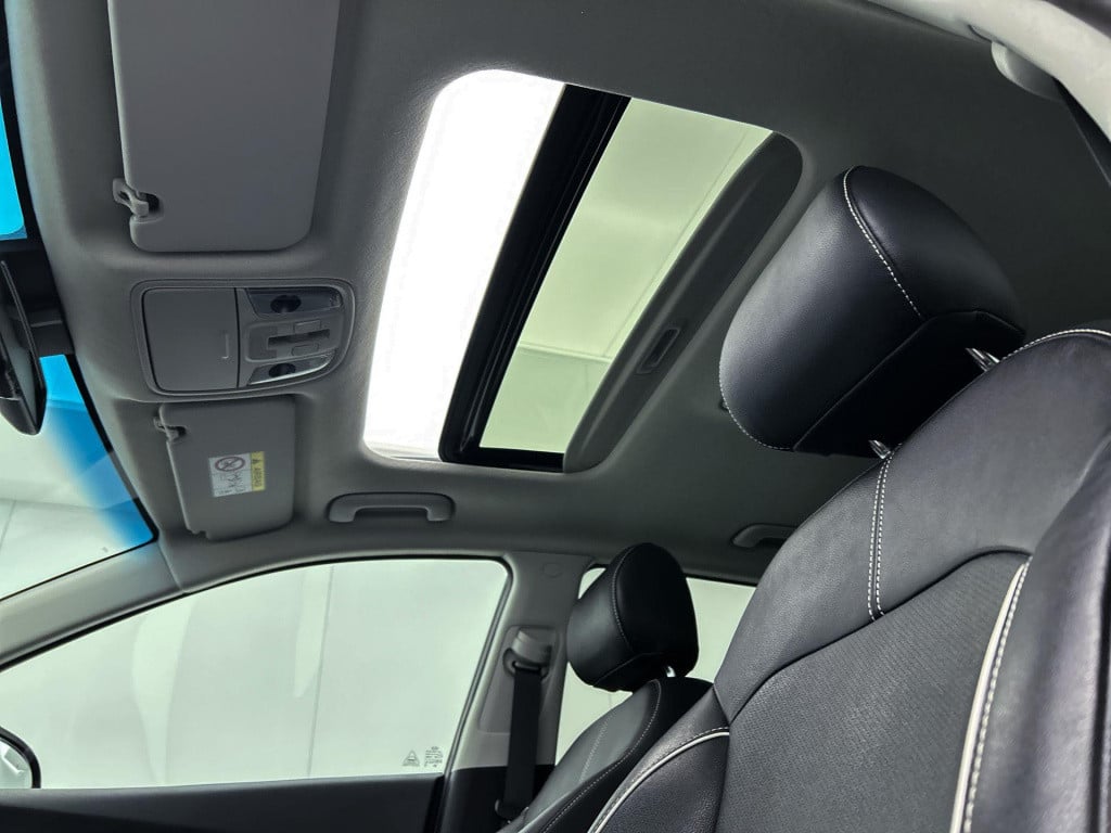 Kia E-niro executiveline 64 kwh | automaat | parker sensoren | leder | stoe
