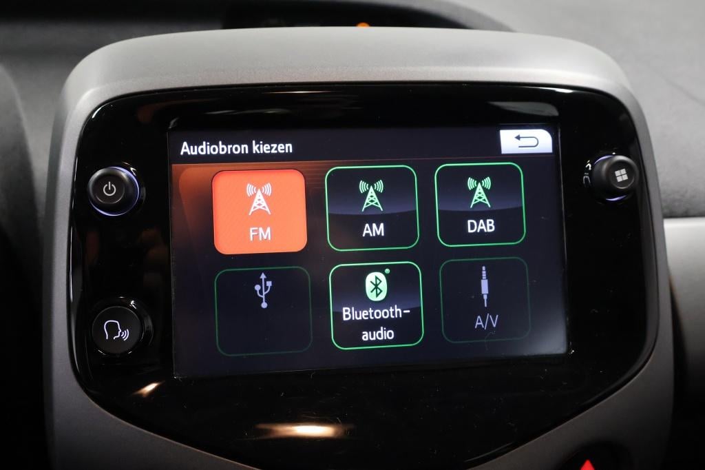 Toyota Aygo 1.0 vvt-i x-play