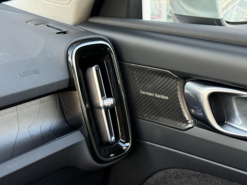 Volvo XC40 t5 262pk recharge ultimate bright| panodak| adap.cruise| leder|