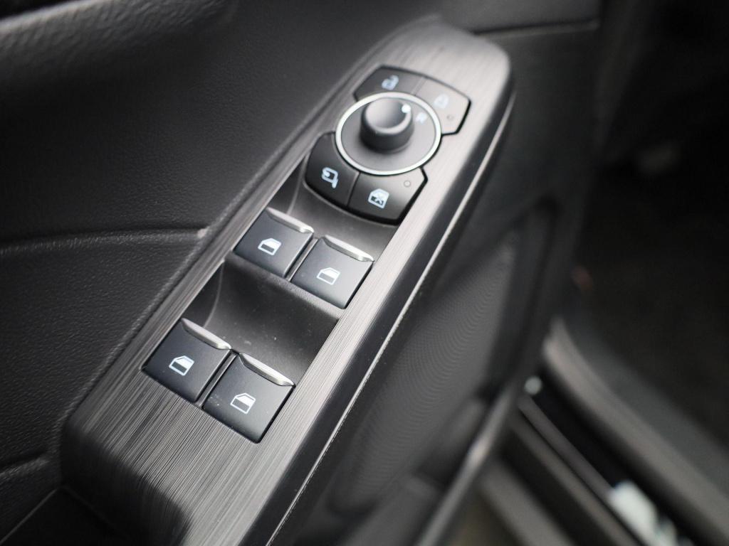 Ford Kuga 2.5 phev st-line aut. | winterpack | apple carplay | cruise | cli