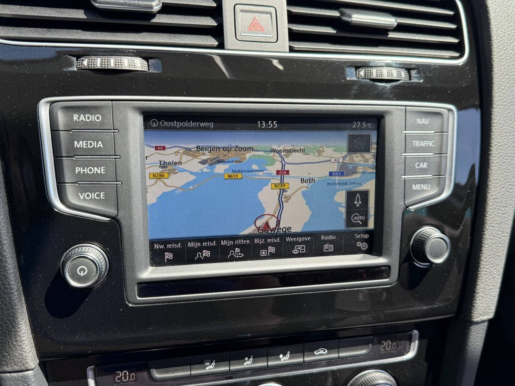 Volkswagen Golf 1.4 tsi act connected series