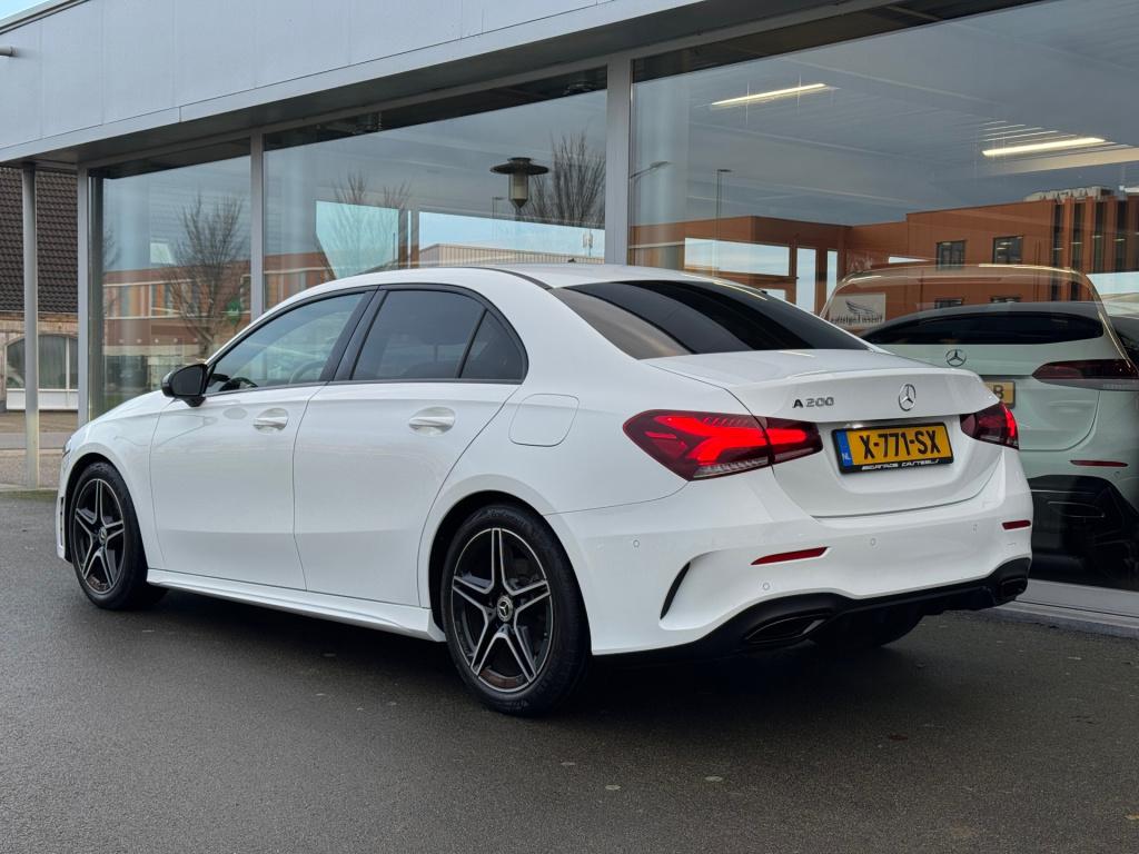 Mercedes-Benz A-Klasse 200 amg line night- pakket automaat , sfeer verlicht