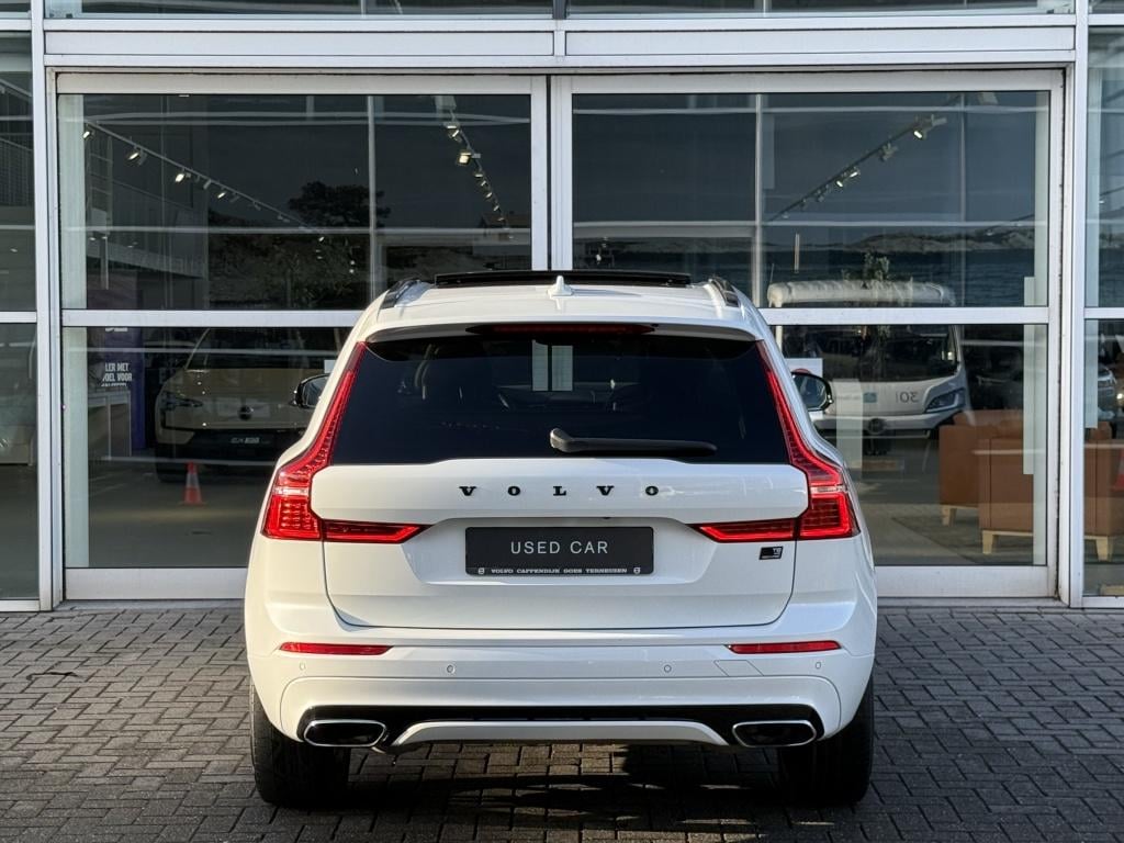 Volvo XC60 t8 390pk recharge r-design| panodak| luchtvering| trekhaak| came