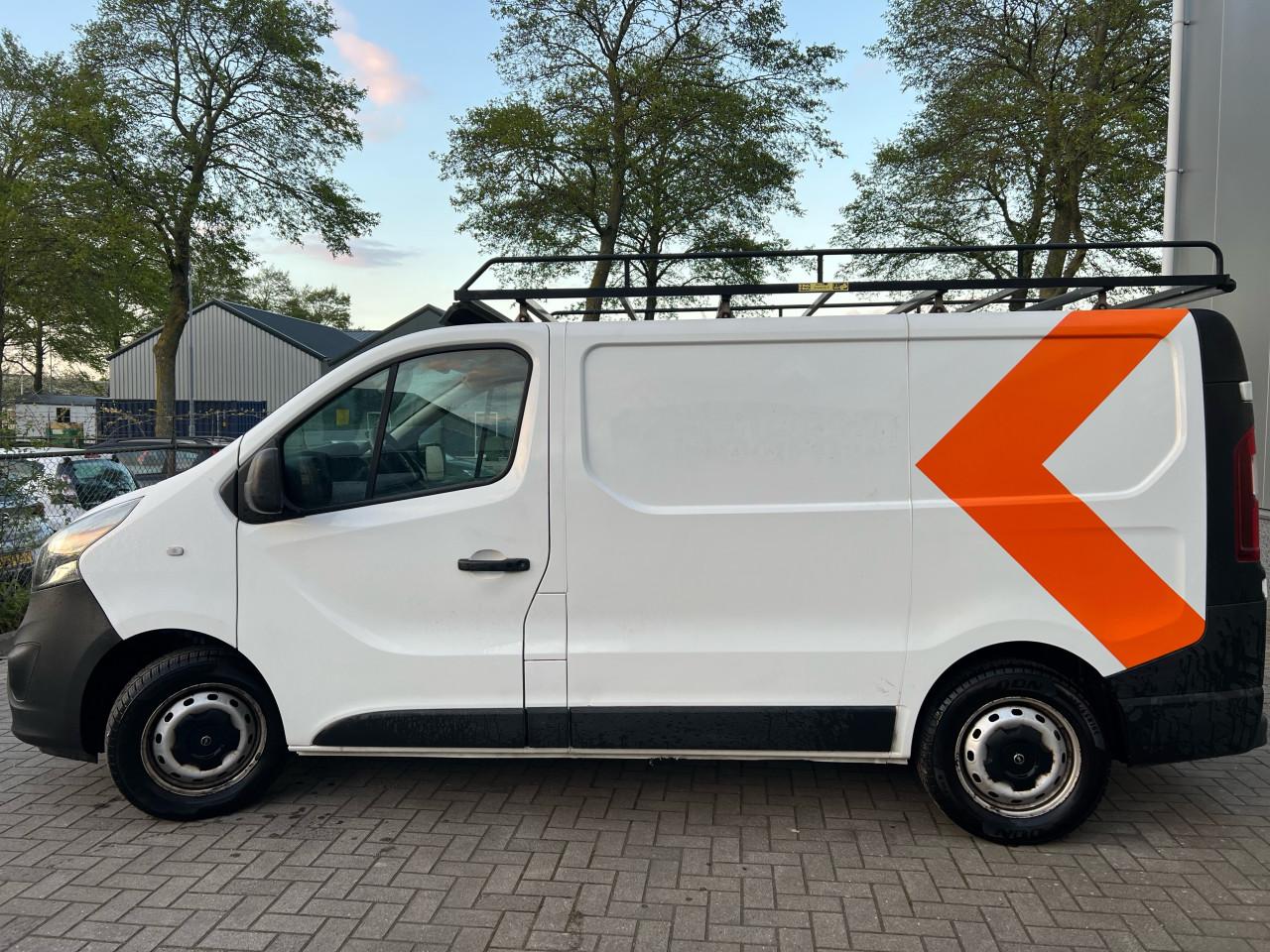 Opel Vivaro 1.6 CDTI L1H1 Edition 120.120 KM NAP !