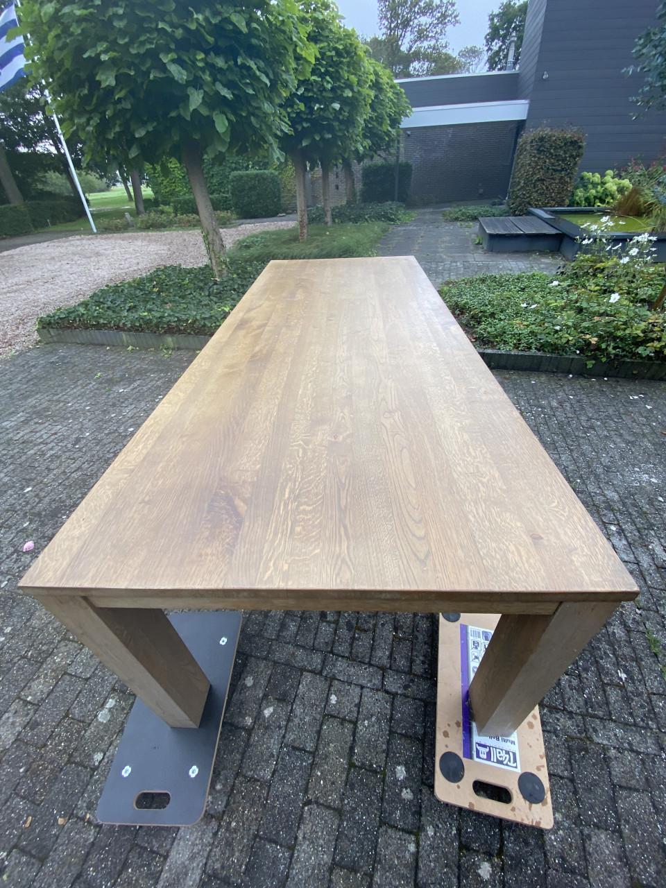Tafel 2.50 cm bij 100 cm