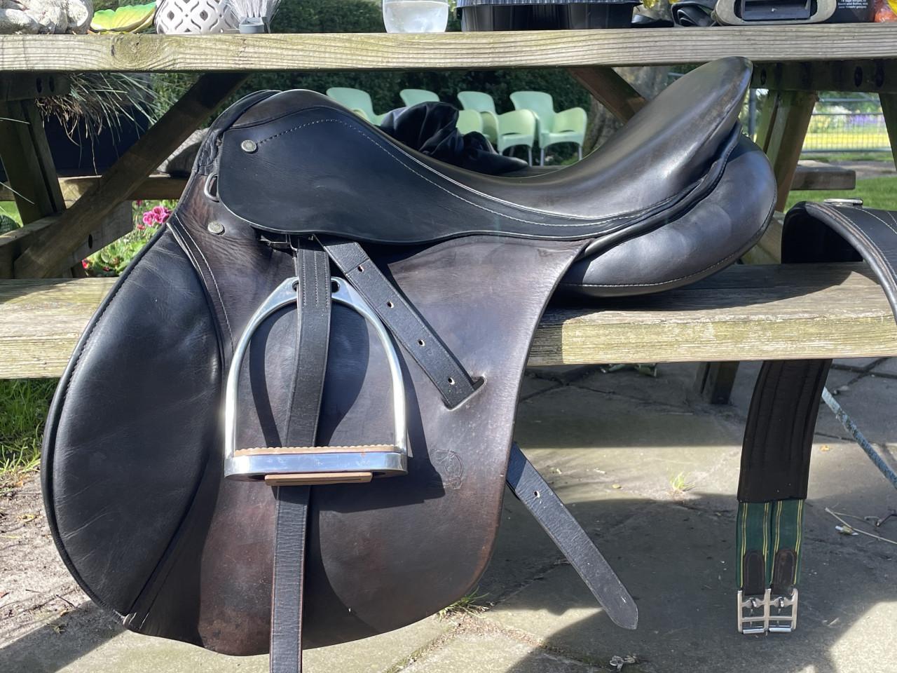 Daaleman vzh zadel 17,5”