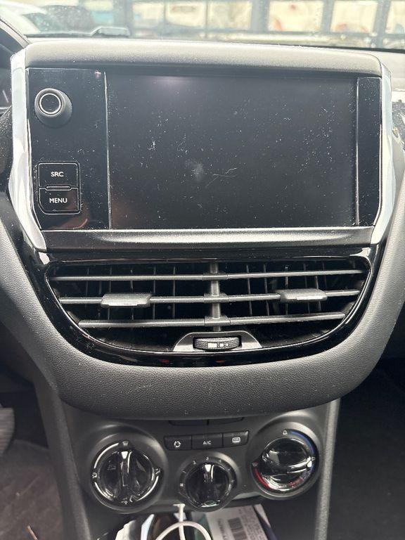 Peugeot 208 1.2 82pk 5d blue lion navigatie | apple carplay & android auto 