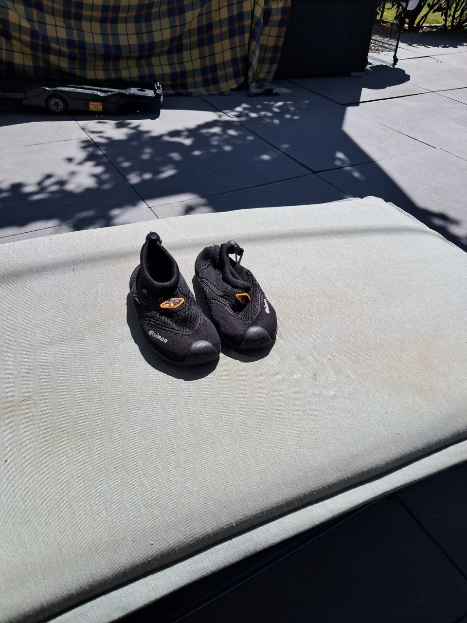 Waterschoenen maat 27