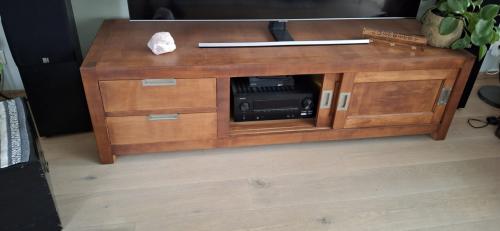 Massief houten tv meubel
