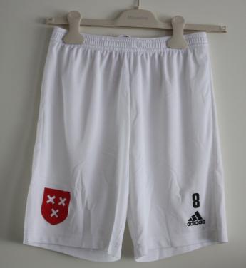 Witte kort broek maat 164