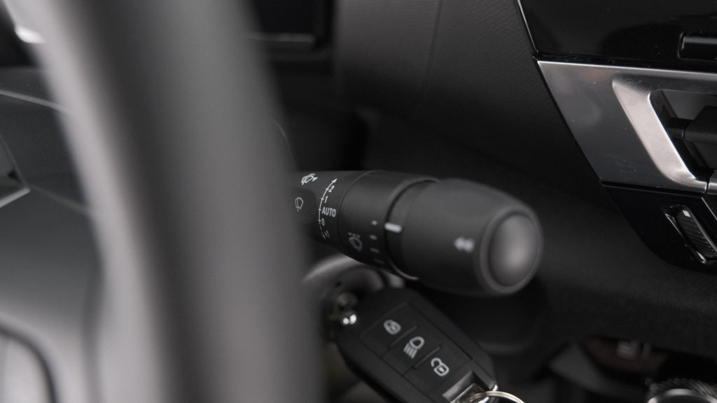 Citroen C4 X puretech 130 eat8 plus | camera | stoelverwarming | apple carp