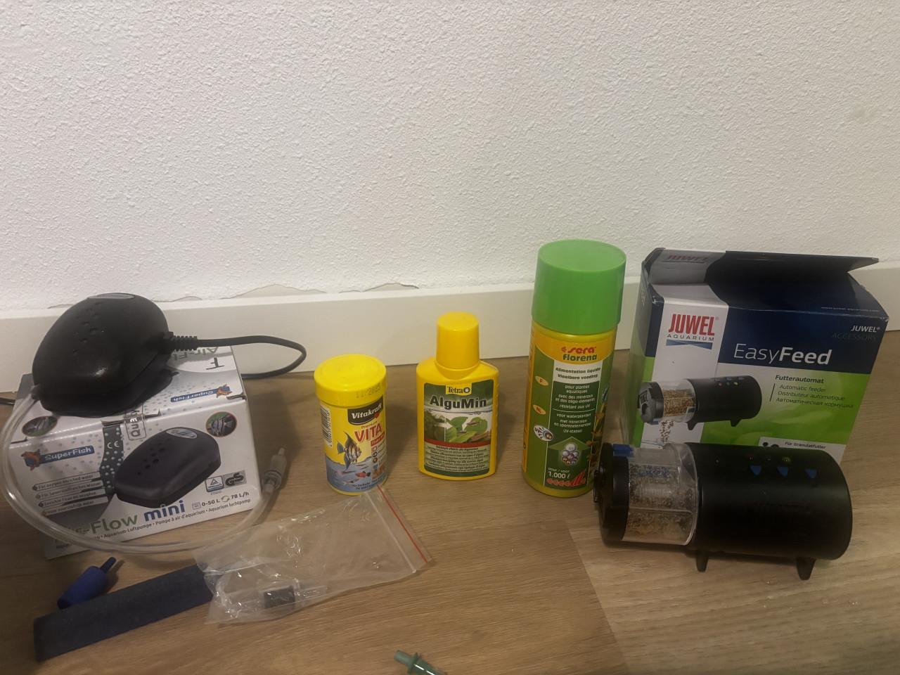 Aquarium inclusief vissen en alle toebehoren