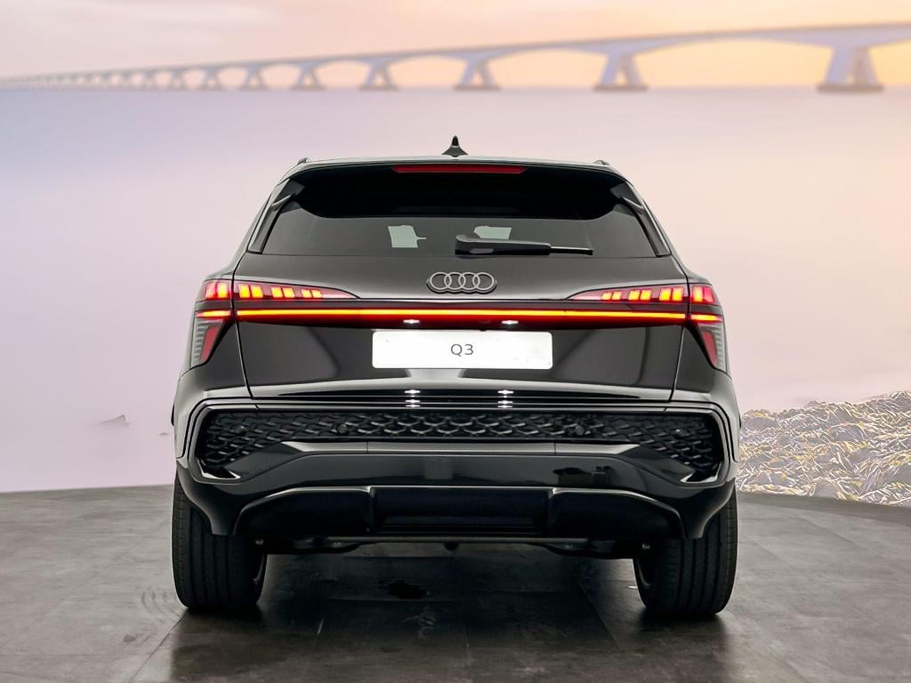 Audi Q3 s edition e-hybrid 200 kw / 272 pk suv 6 versn. s-