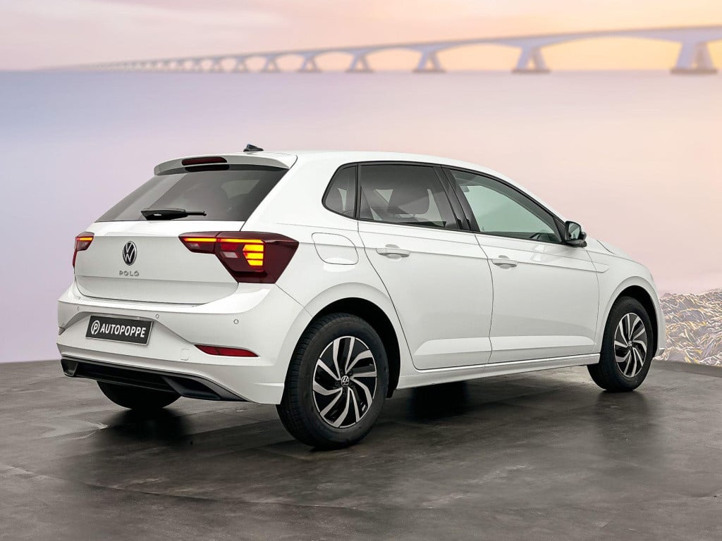 Volkswagen Polo life edition 1.0 tsi 70 kw / 95 pk hatchback 5 ver