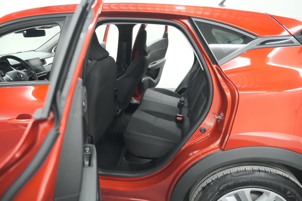Renault Captur tce 100 zen | apple carplay | cruise control | dab+ radio