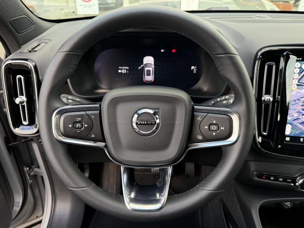 Volvo XC40 recharge ultra 252pk/ 70 kwh| panodak| 360camera| trekhaak