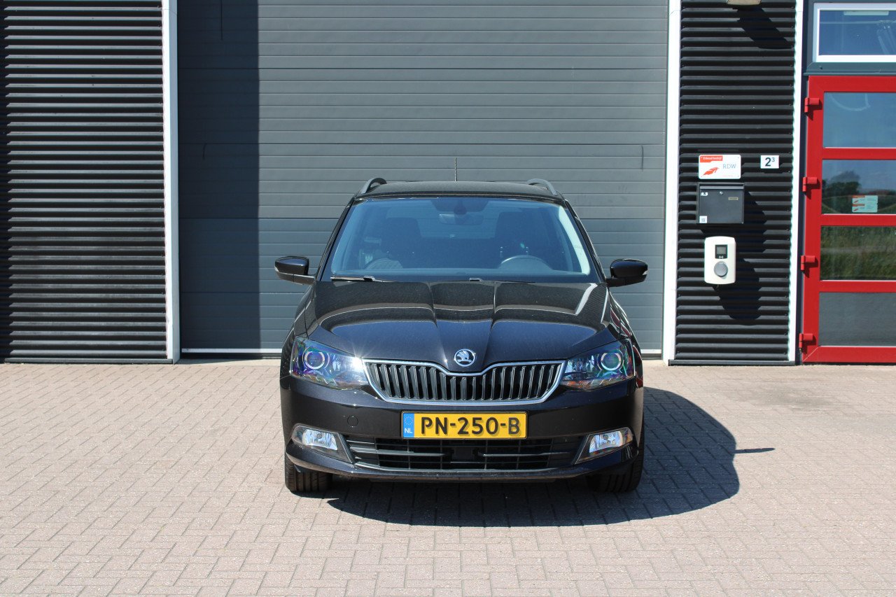Skoda Fabia 1.0 TSI 95pk 2017 Zwart APK