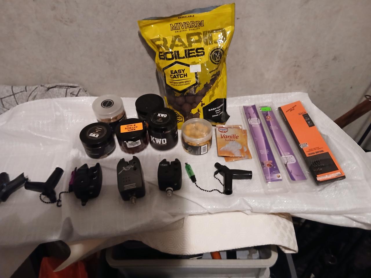 Visvoer en materiaal