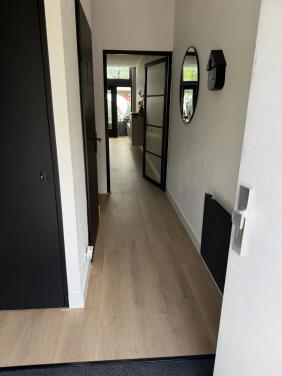 Laminaat vloeren, Raamdecoratie, Tapijt en vinyl