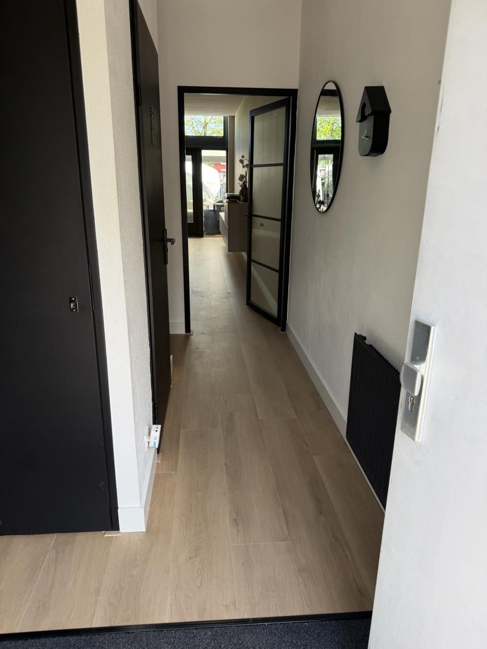 Laminaat vloeren, Raamdecoratie, Tapijt en vinyl