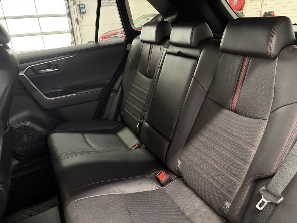 Toyota Rav4 2.5 plug-in hybrid awd executive bi-tone| 360camera| jbl| adap.