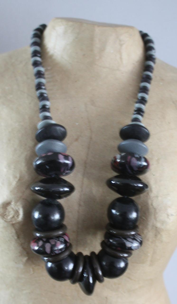 Zwart met grijs kralen ketting