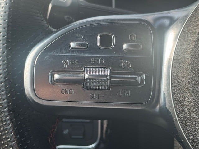 Mercedes-Benz A-Klasse 200 business solution amg l mbux l led high performa