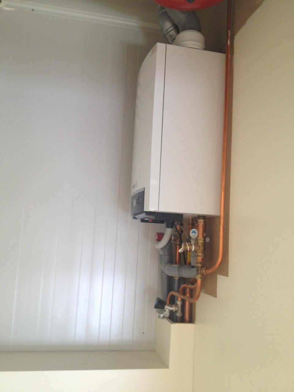 TE HUUR bedrijfsruimte / unit / loods / kantoor Arnestein Middelburg 795 eu