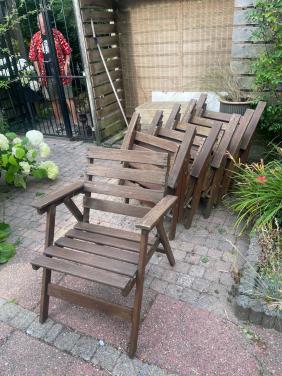 6 houten tuinstoelen